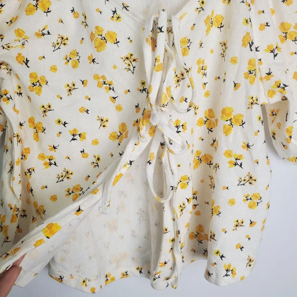 Anthropologie Ditsy Floral Puff Sleeve Cotton Crop Top Size XS